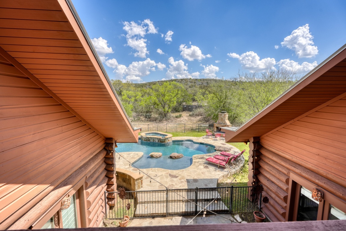 101 Log Country Cove , Burnet, TX, 78611 | 6072568 | Realty Texas LLC