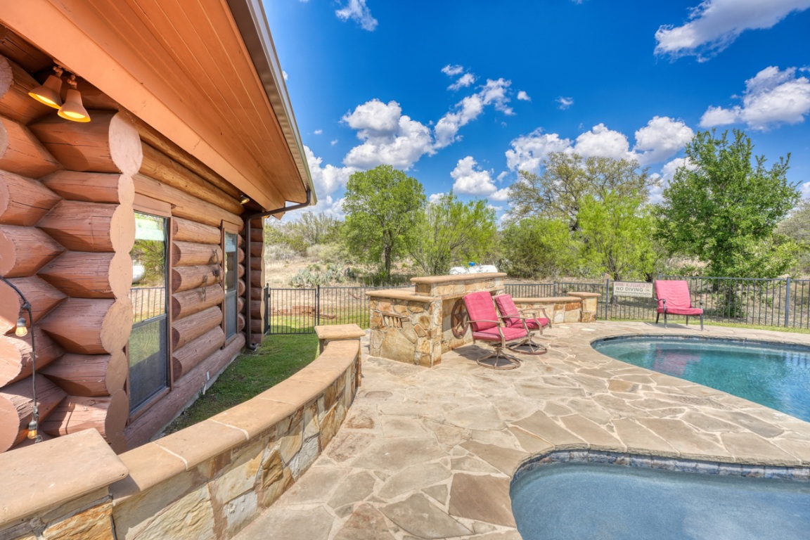 101 Log Country Cove , Burnet, TX, 78611 | 6072568 | Realty Texas LLC