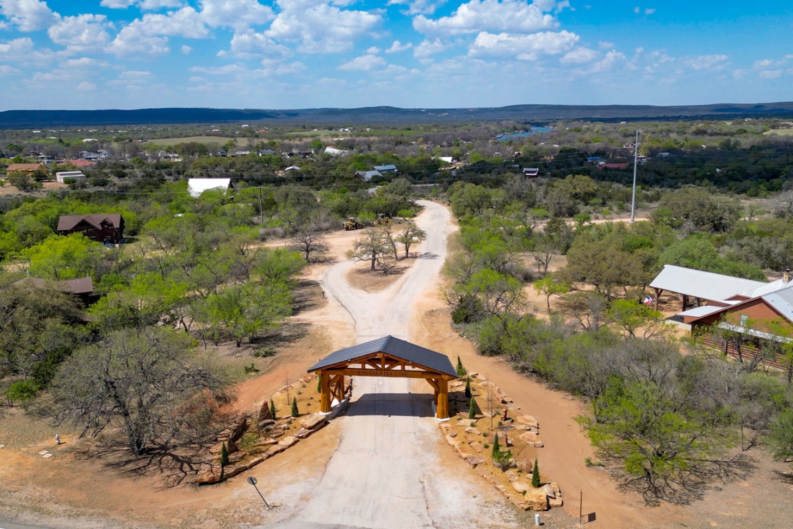 101 Log Country Cove , Burnet, TX, 78611 | 6072568 | Realty Texas LLC