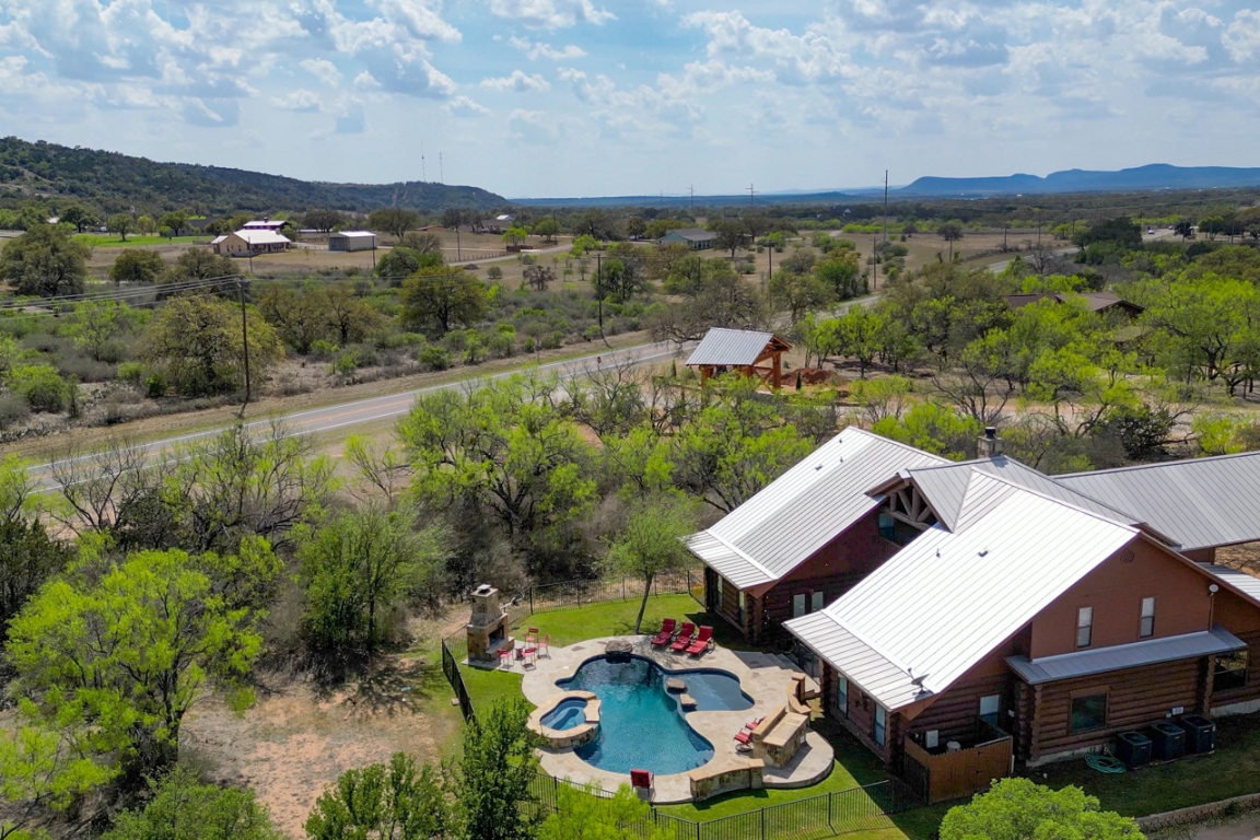 101 Log Country Cove , Burnet, TX, 78611 | 6072568 | Realty Texas LLC