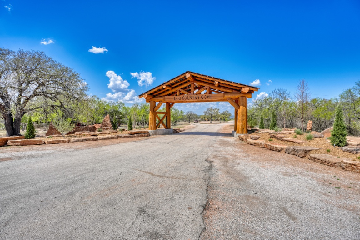 101 Log Country Cove , Burnet, TX, 78611 | 6072568 | Realty Texas LLC