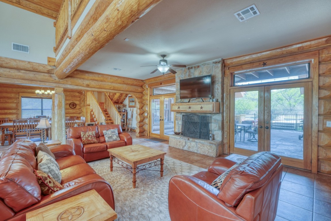 101 Log Country Cove , Burnet, TX, 78611 | 6072568 | Realty Texas LLC