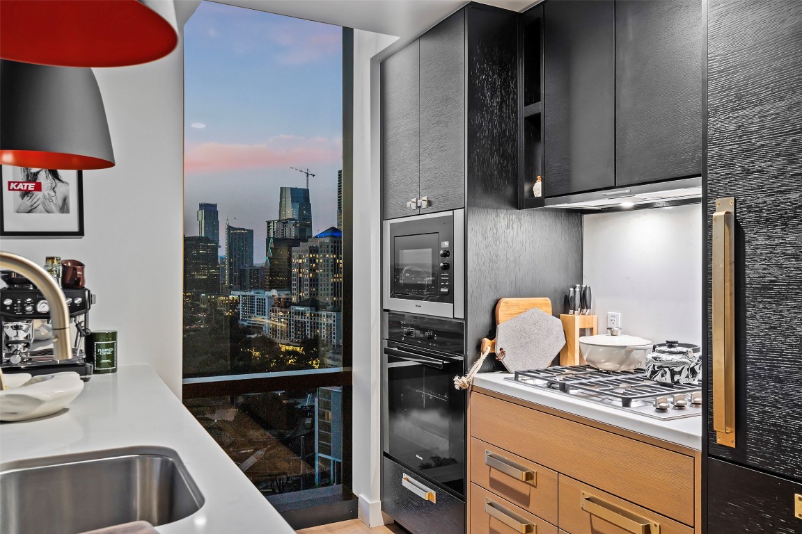 70 Rainey Street 1802 , Austin, TX, 78701 | 1066689 | Realty Texas LLC