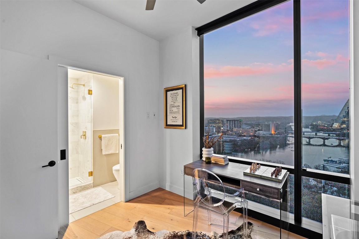 70 Rainey Street 1802 , Austin, TX, 78701 | 1066689 | Realty Texas LLC