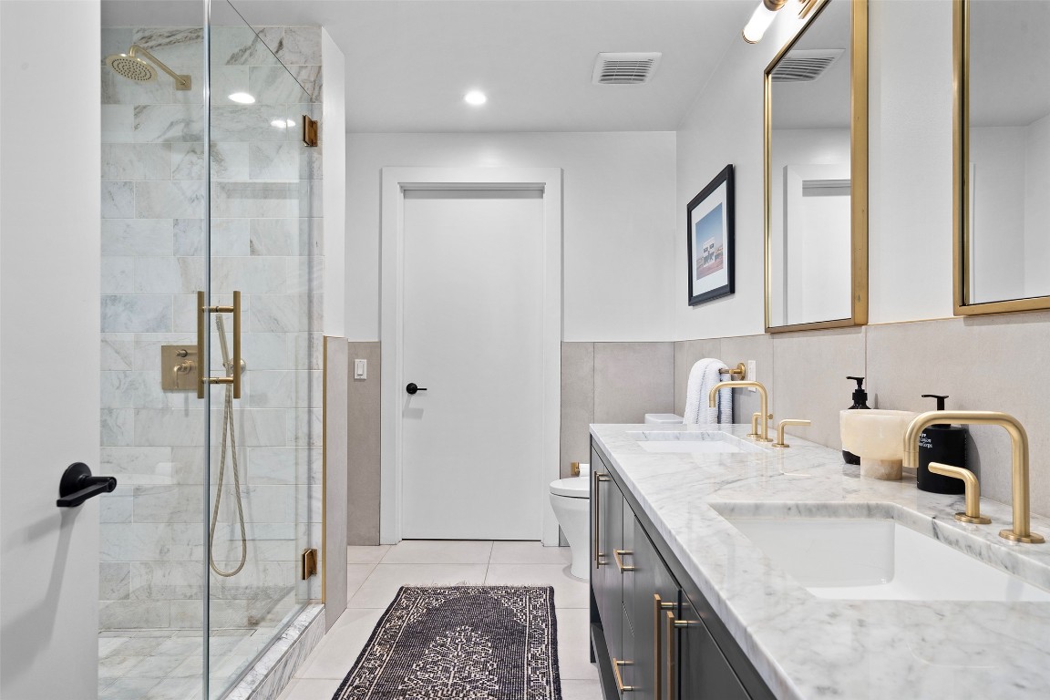 70 Rainey Street 1802 , Austin, TX, 78701 | 1066689 | Realty Texas LLC