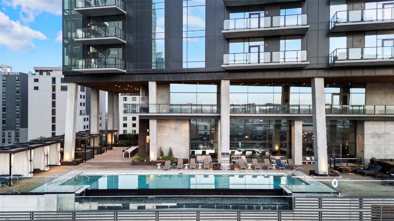 70 Rainey Street 1802 , Austin, TX, 78701 | 1066689 | Realty Texas LLC