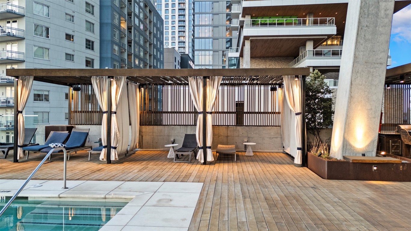 70 Rainey Street 1802 , Austin, TX, 78701 | 1066689 | Realty Texas LLC