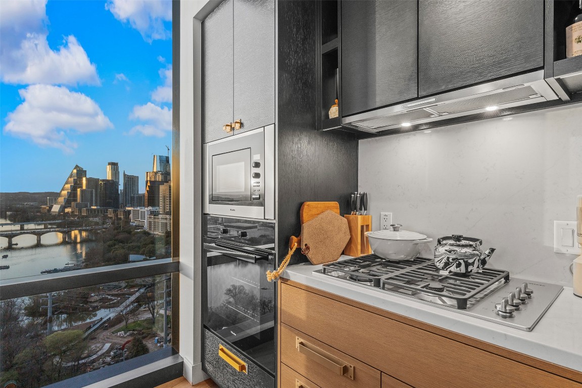 70 Rainey Street 1802 , Austin, TX, 78701 | 1066689 | Realty Texas LLC