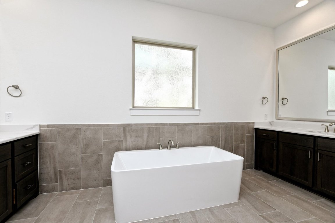 4828 Destination Way, Jonestown, TX, 78645 | 8862704 | Realty Texas LLC