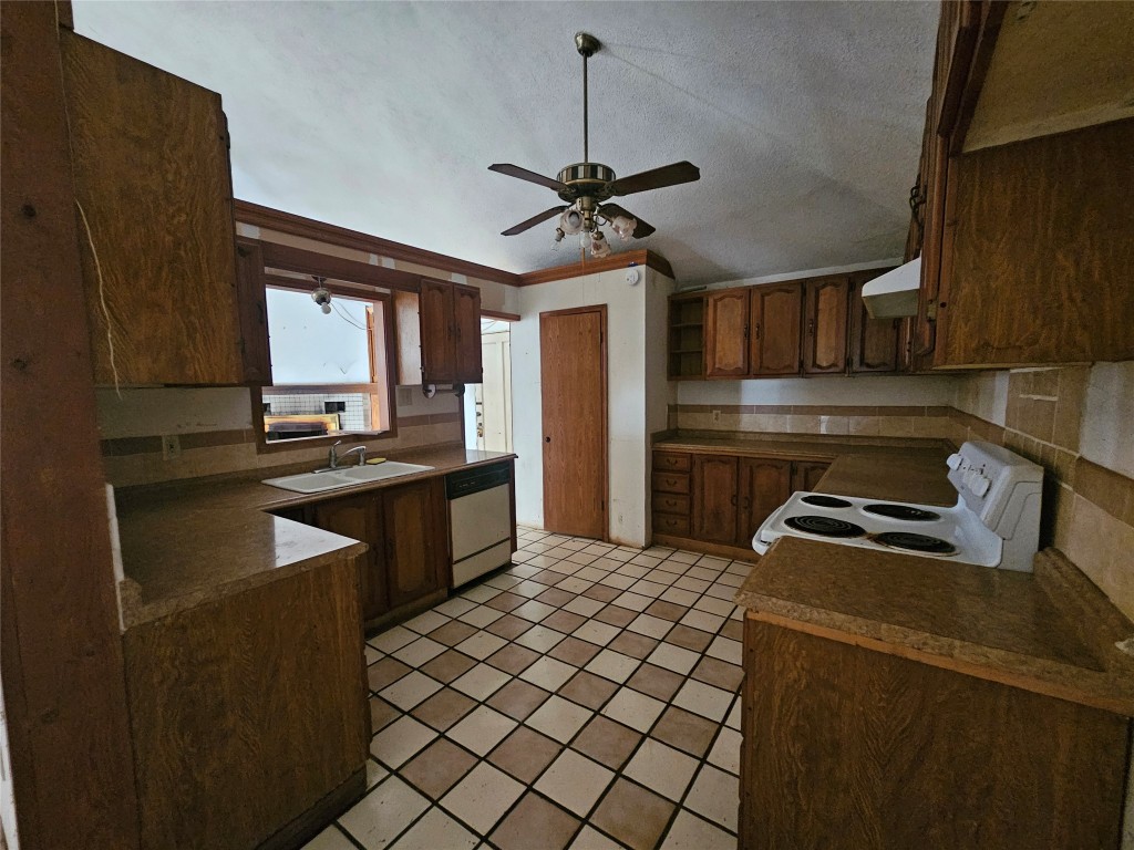 12104 Trailmaster Drive , Austin, TX, 78737 | 6336074 | Realty Texas LLC
