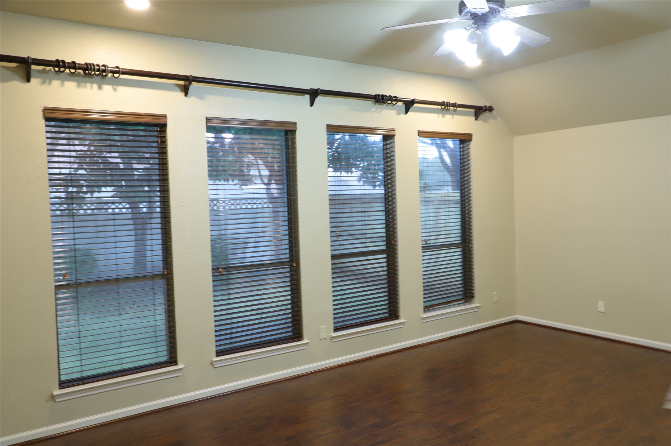510 Sunny River Lane , Richmond, TX, 77406 | 11059689 | Realty Texas LLC