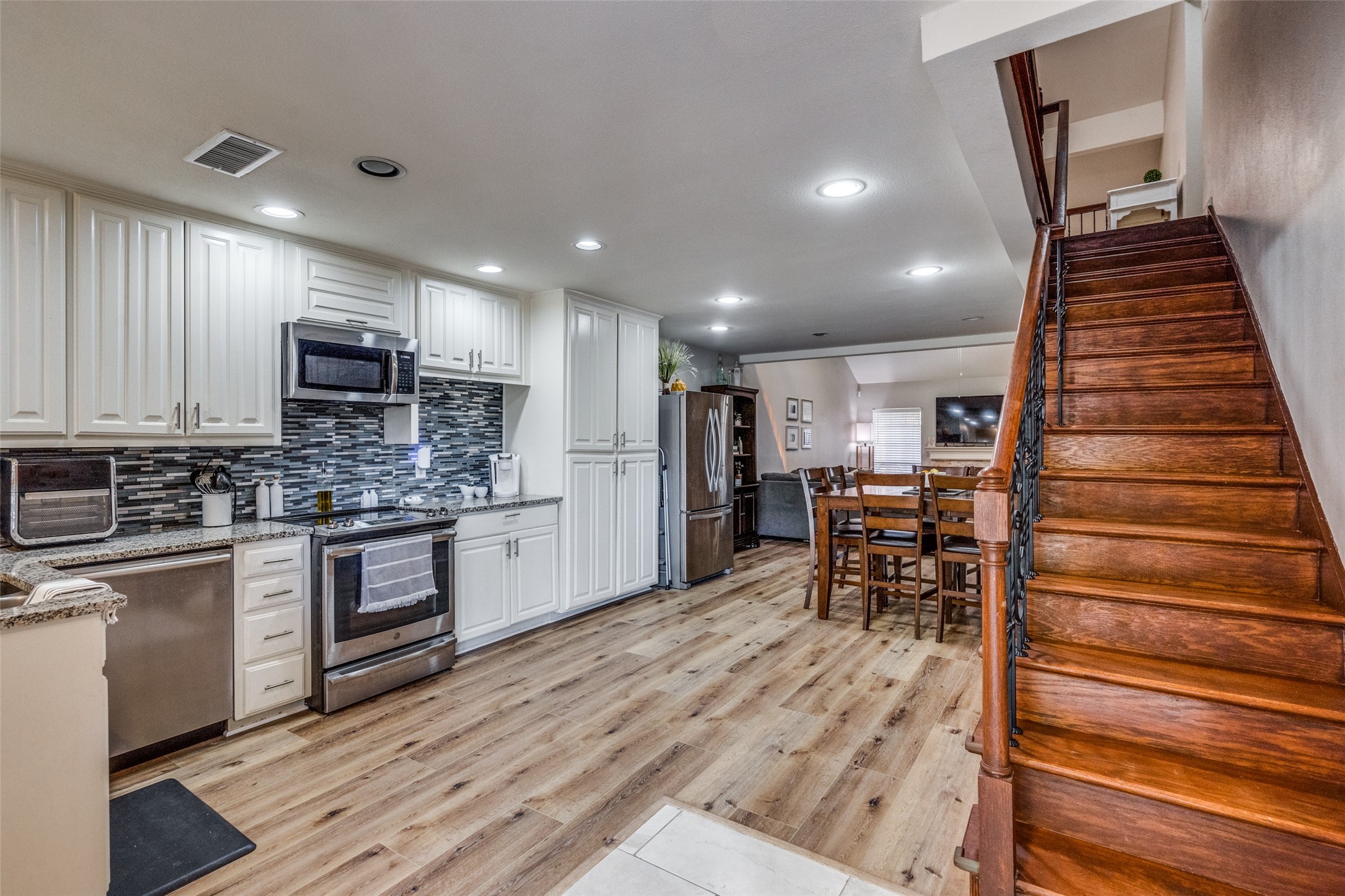 2909 Clear Springs Drive , Plano, TX, 75075 | 20904676 | Realty Texas LLC