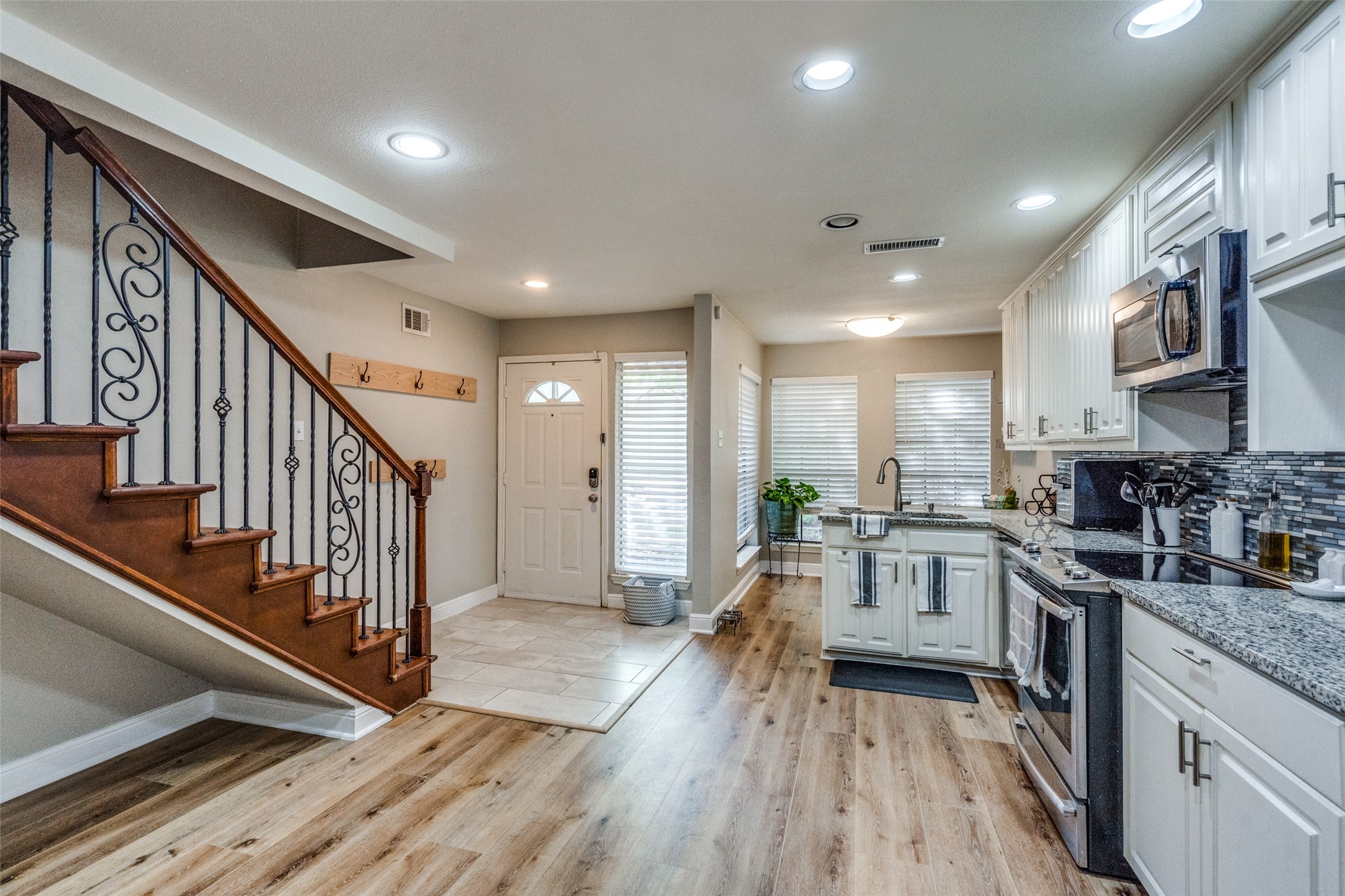 2909 Clear Springs Drive , Plano, TX, 75075 | 20904676 | Realty Texas LLC