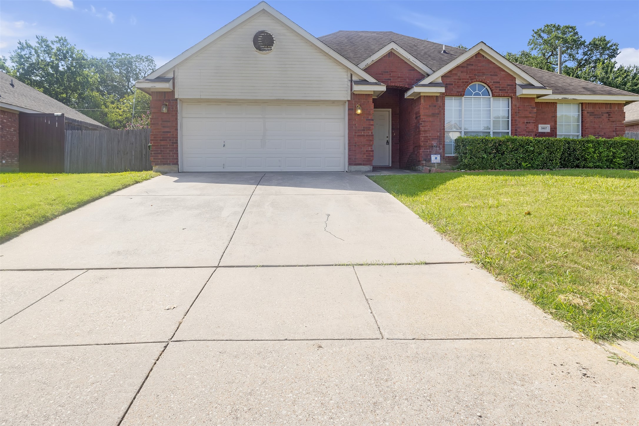 3807 Woodside Drive , Arlington, TX, 76016 | 20913143 | Realty Texas LLC
