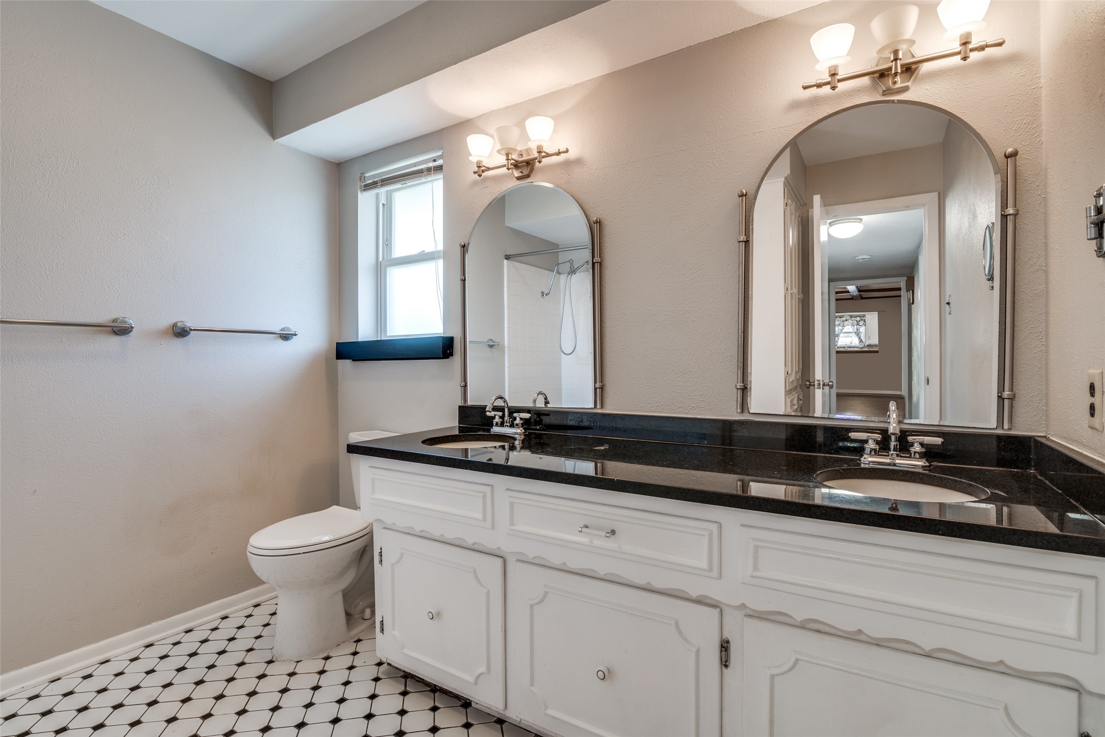 1601 Lexington Drive , Garland, TX, 75041 | 20912725 | Realty Texas LLC