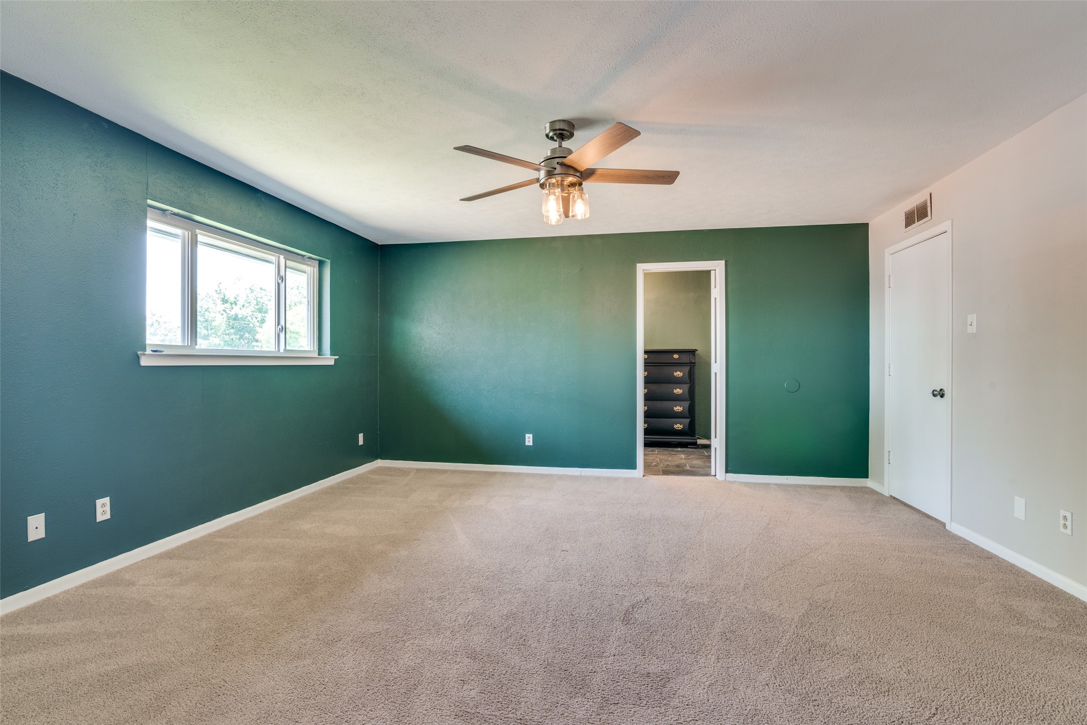 1601 Lexington Drive , Garland, TX, 75041 | 20912725 | Realty Texas LLC