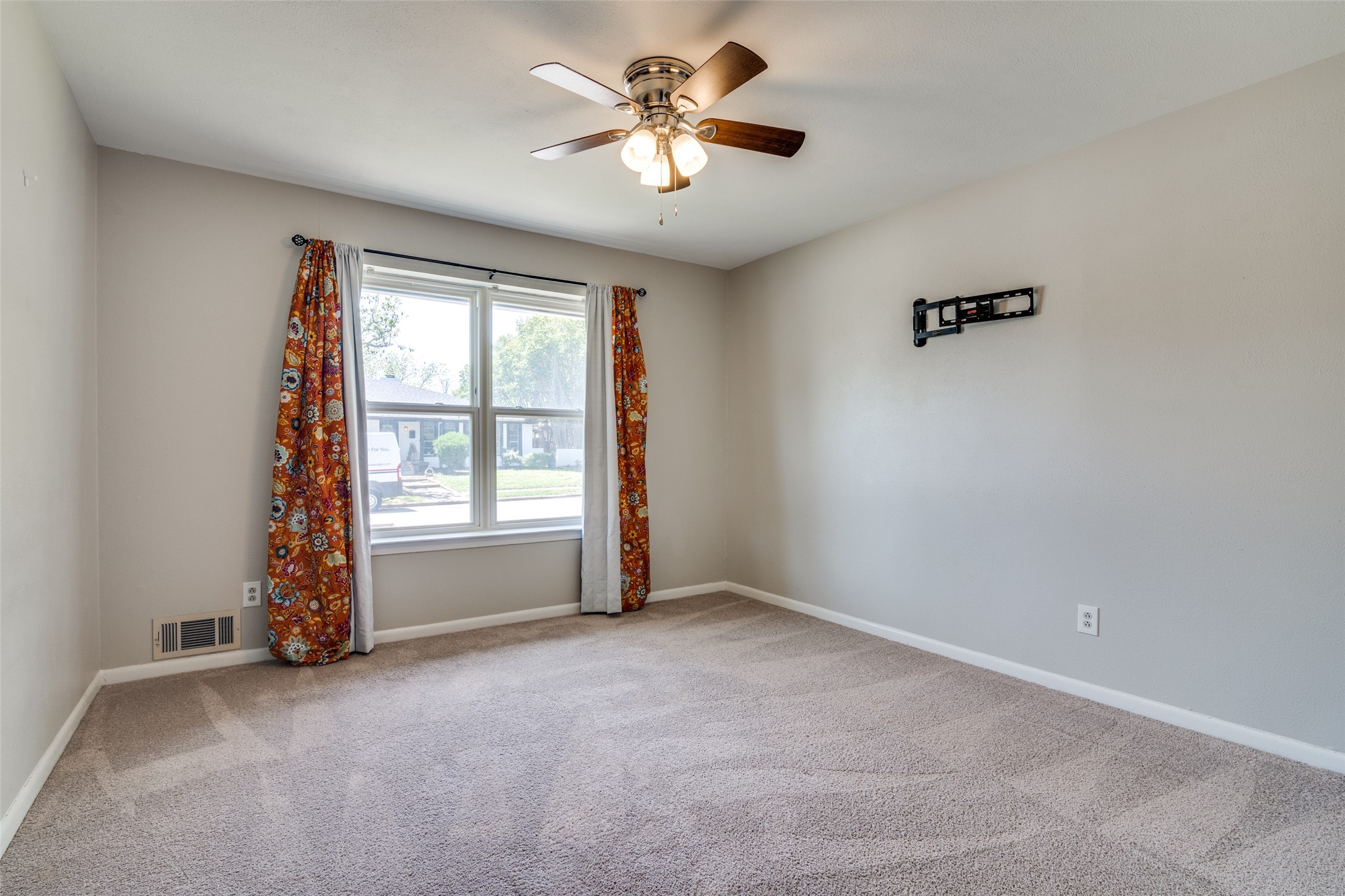 1601 Lexington Drive , Garland, TX, 75041 | 20912725 | Realty Texas LLC
