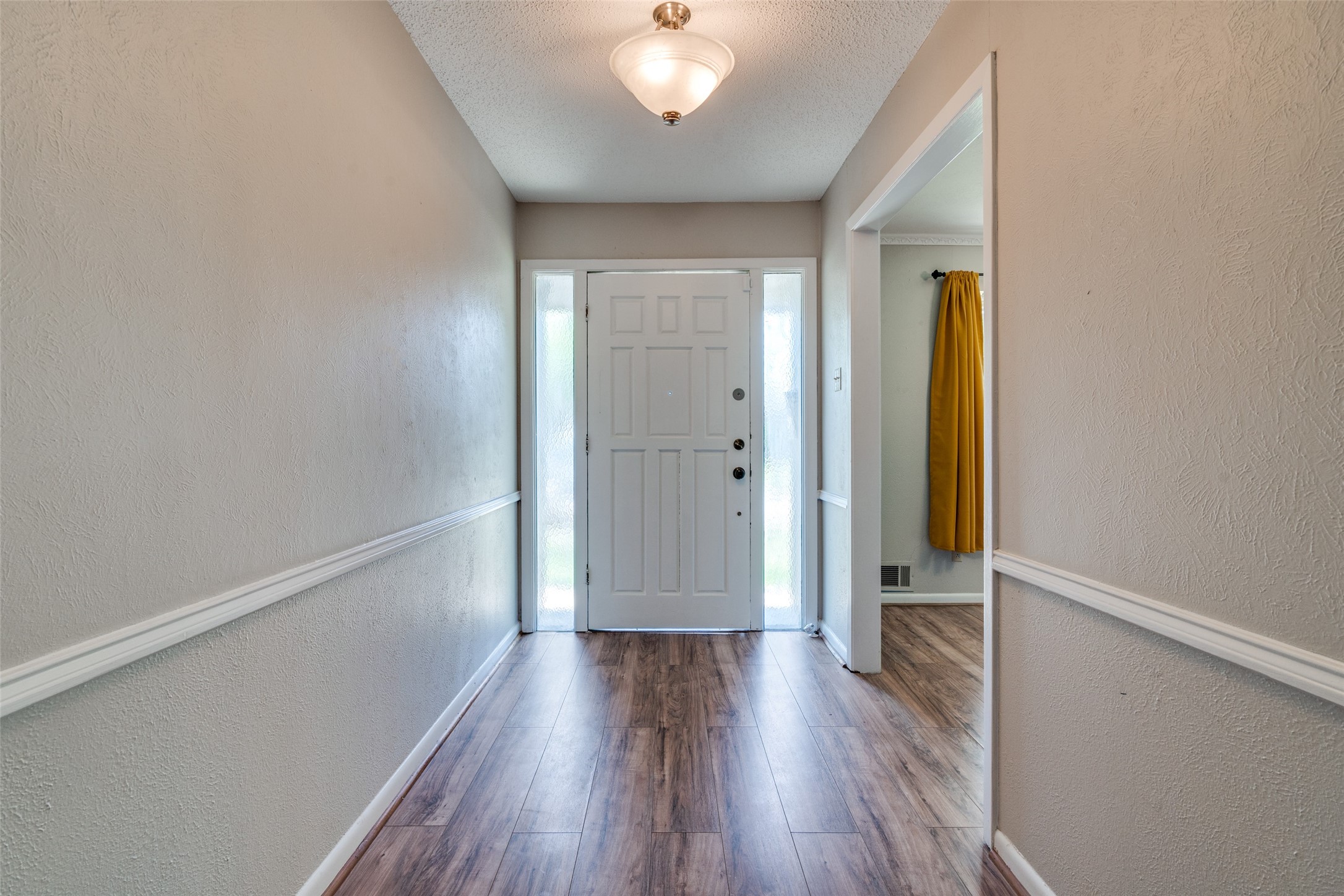 1601 Lexington Drive , Garland, TX, 75041 | 20912725 | Realty Texas LLC