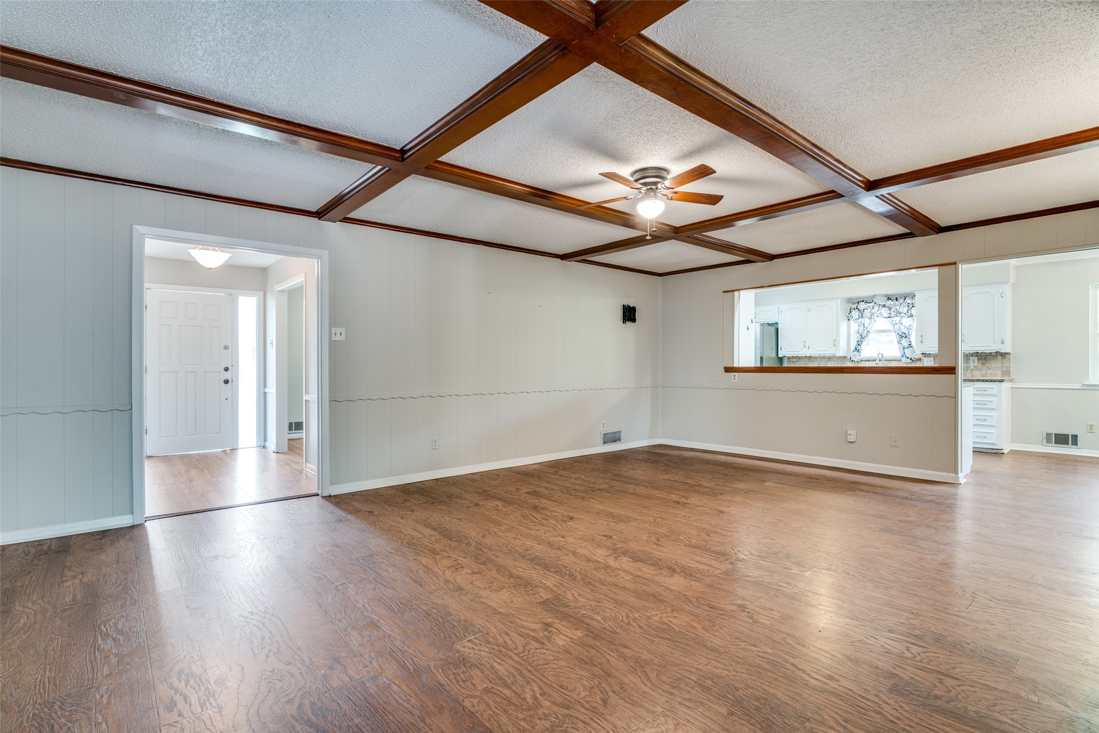 1601 Lexington Drive , Garland, TX, 75041 | 20912725 | Realty Texas LLC