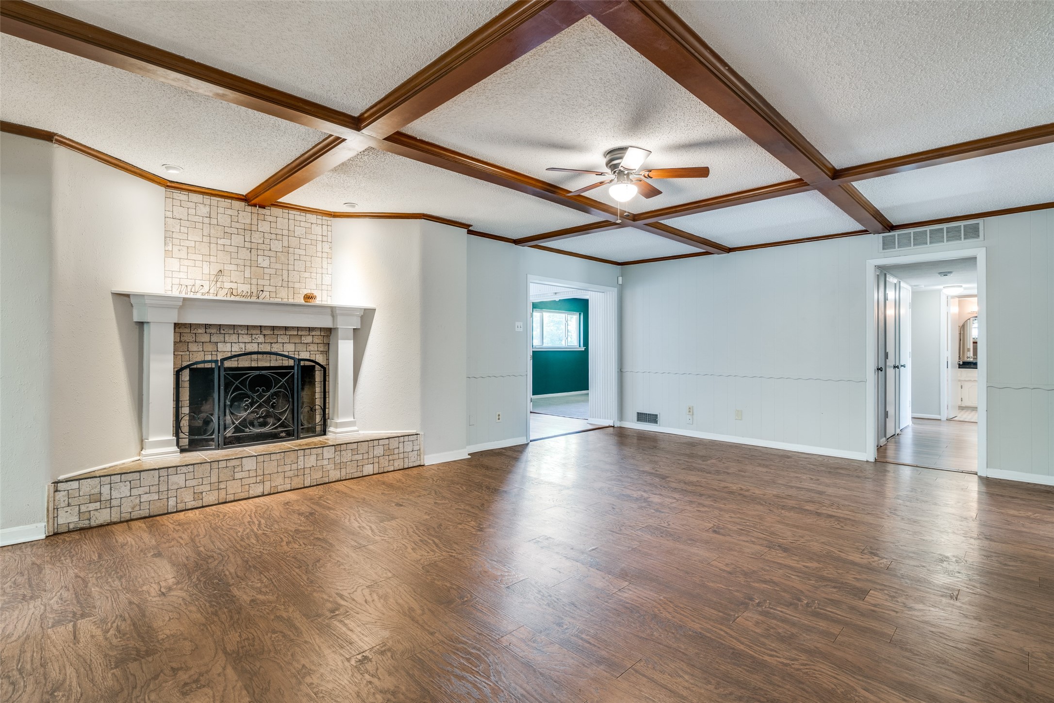 1601 Lexington Drive , Garland, TX, 75041 | 20912725 | Realty Texas LLC