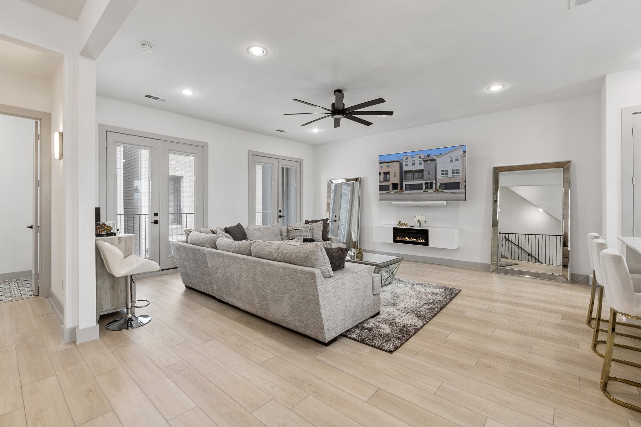 2635 Carmelita Street , Dallas, TX, 75212 | 20911411 | Realty Texas LLC