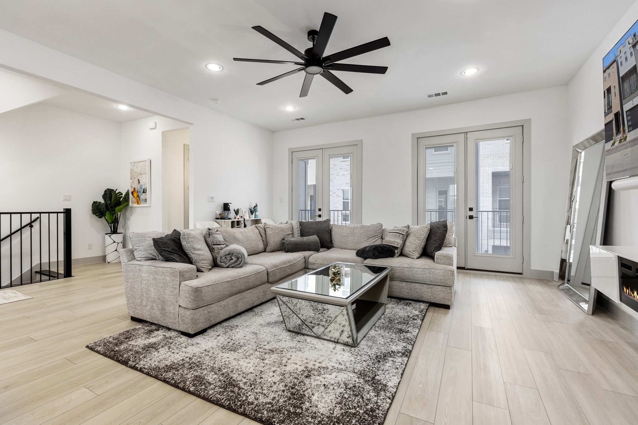 2635 Carmelita Street , Dallas, TX, 75212 | 20911411 | Realty Texas LLC
