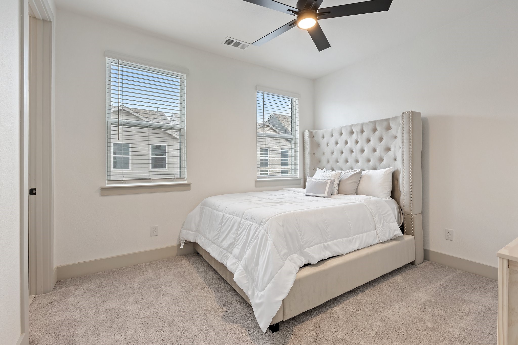 2635 Carmelita Street , Dallas, TX, 75212 | 20911411 | Realty Texas LLC