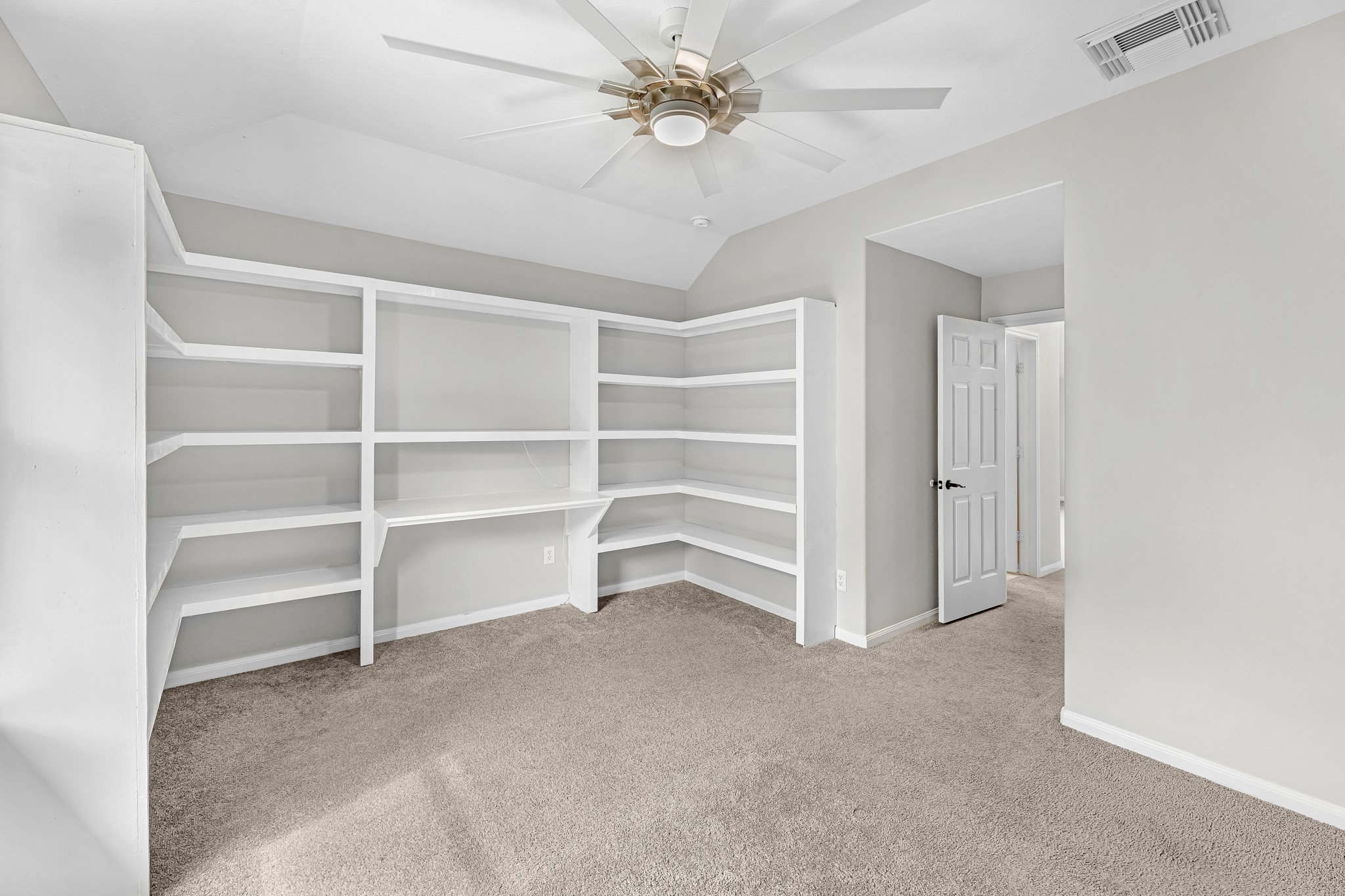 3606 Shasta Court , Pearland, TX, 77584 | 97287611 | Realty Texas LLC