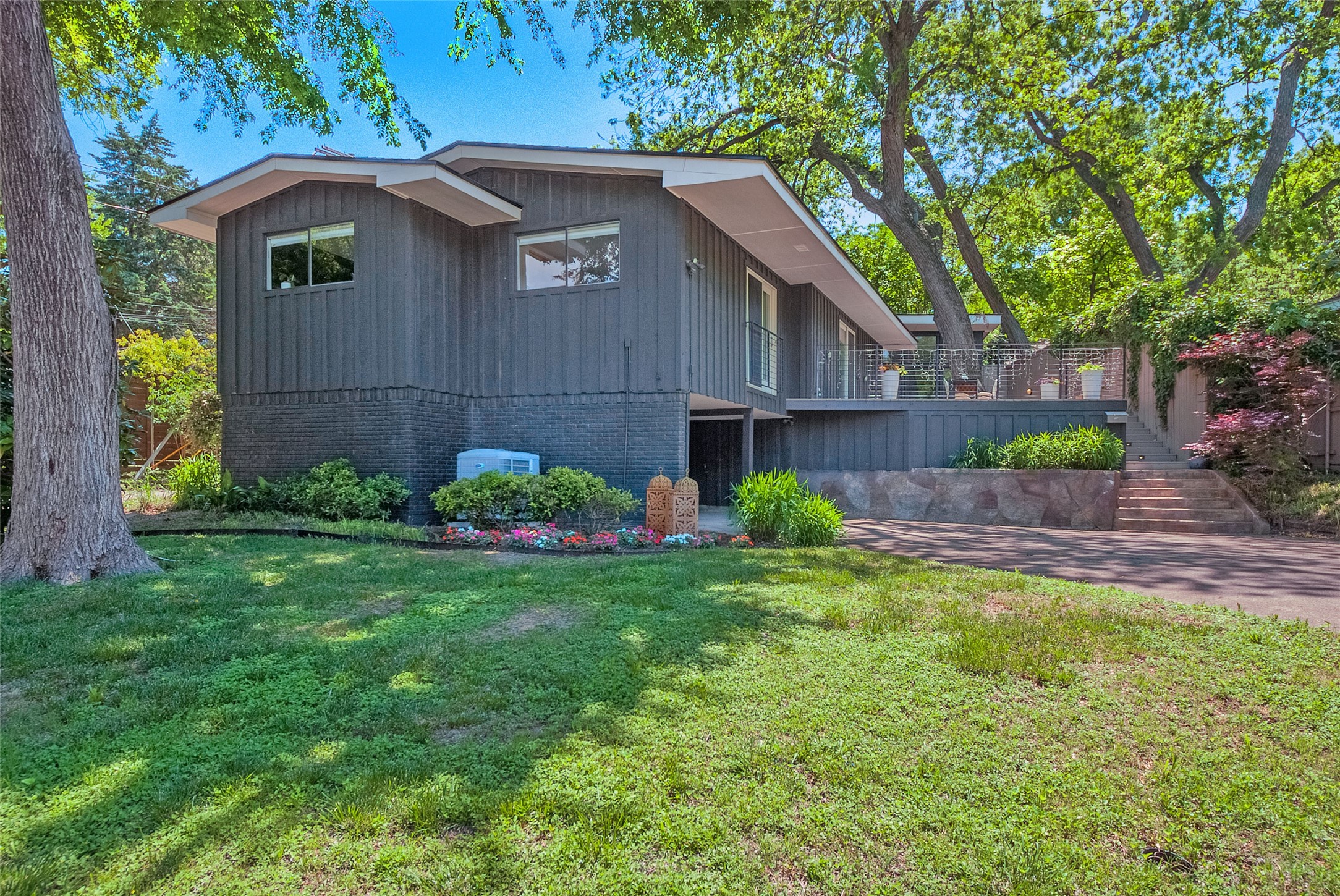 6890 Avalon Avenue , Dallas, TX, 75214 | 20909865 | Realty Texas LLC