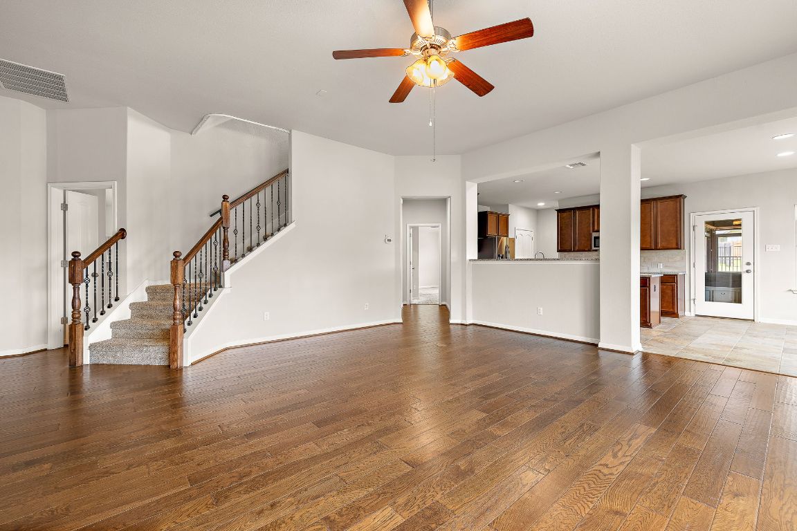 1512 Daylily Loop , Georgetown, TX, 78626 | 5547454 | Realty Texas LLC