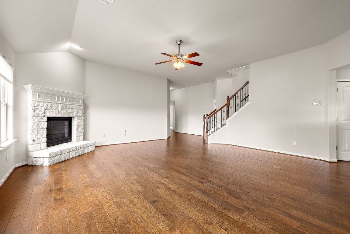 1512 Daylily Loop , Georgetown, TX, 78626 | 5547454 | Realty Texas LLC