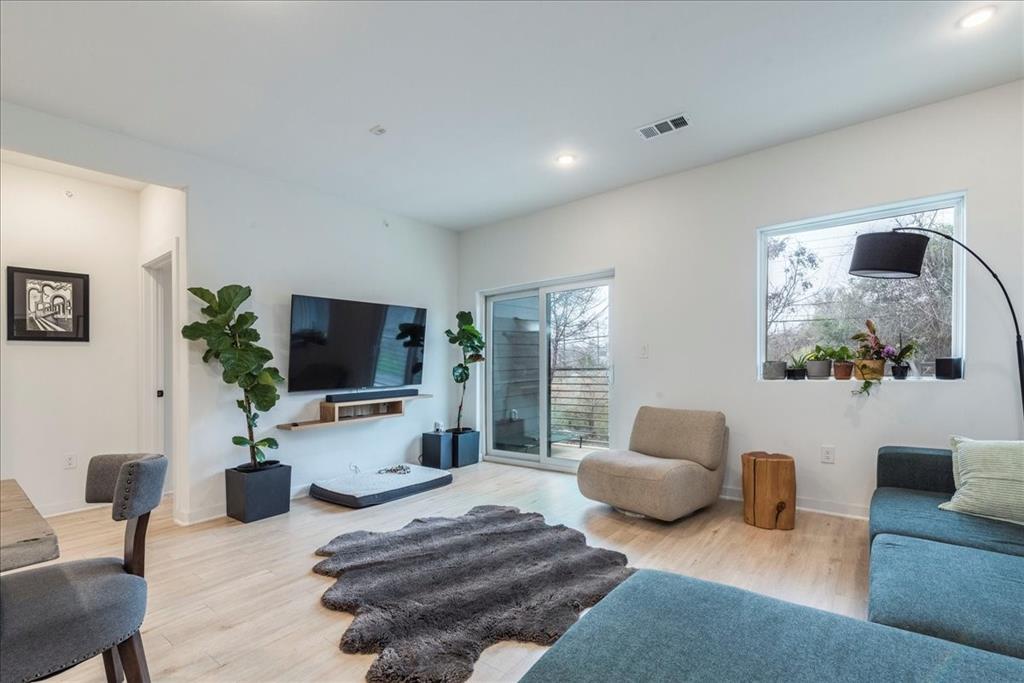 100 W Mockingbird Lane 207 , Austin, TX, 78745 | 5266807 | Realty Texas LLC
