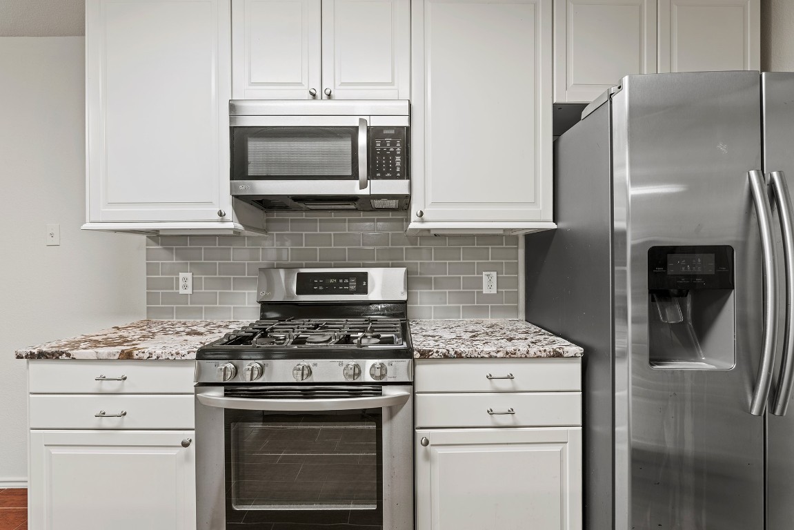 400 W Tudor House Road , Pflugerville, TX, 78660 | 6890260 | Realty Texas LLC