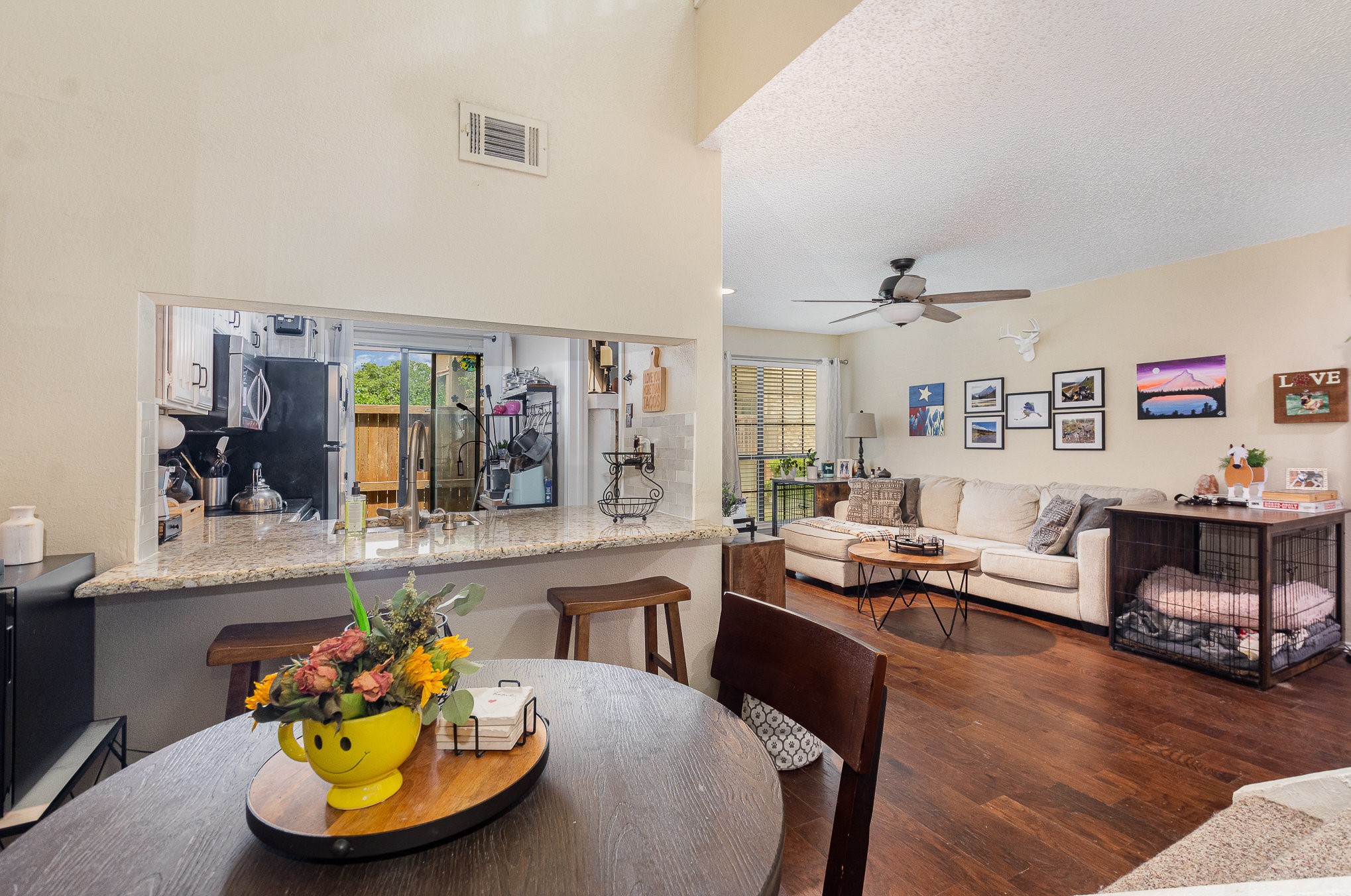 5200 Martel Avenue 35C , Dallas, TX, 75206 | 20914375 | Realty Texas LLC