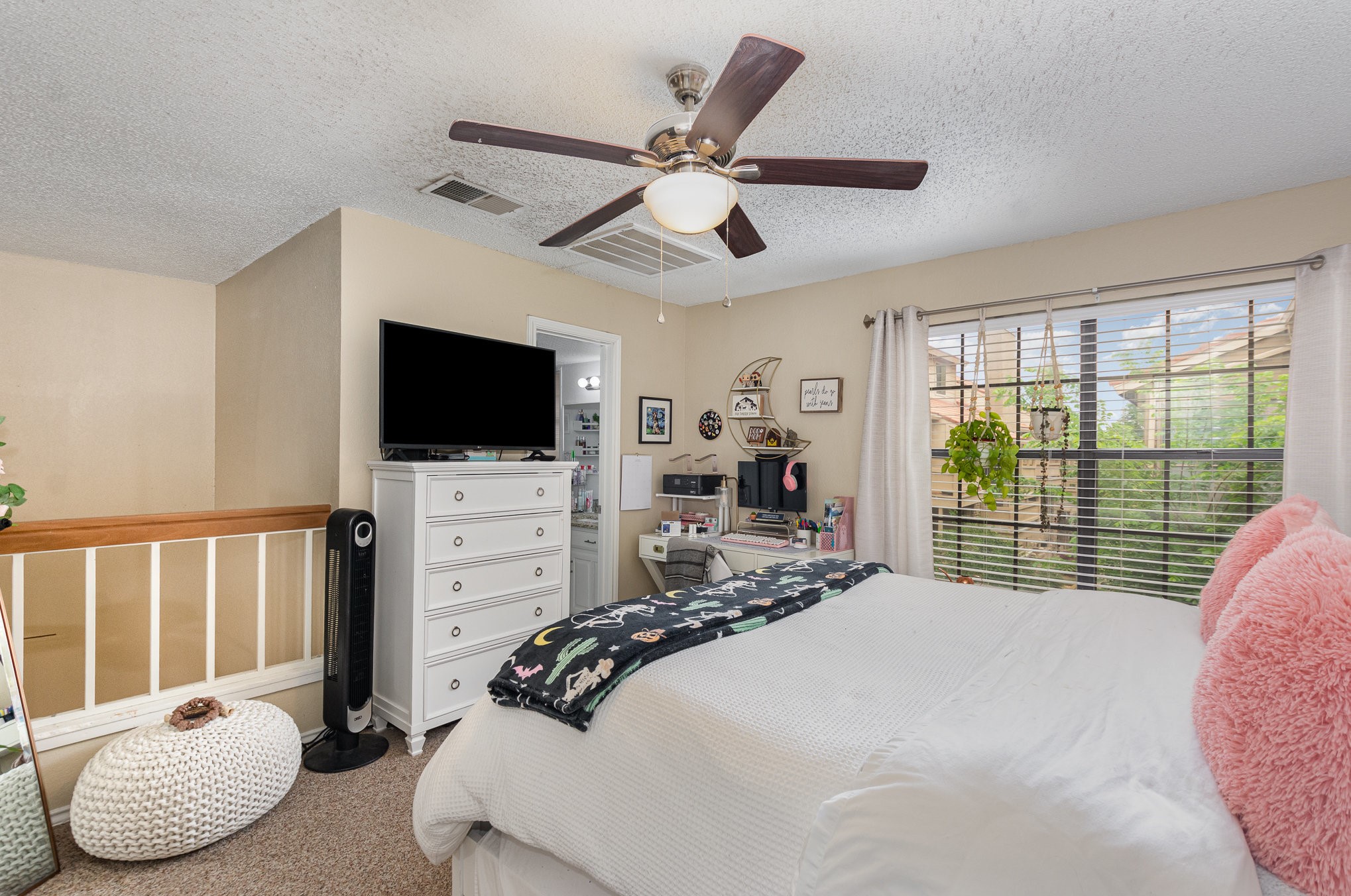 5200 Martel Avenue 35C , Dallas, TX, 75206 | 20914375 | Realty Texas LLC