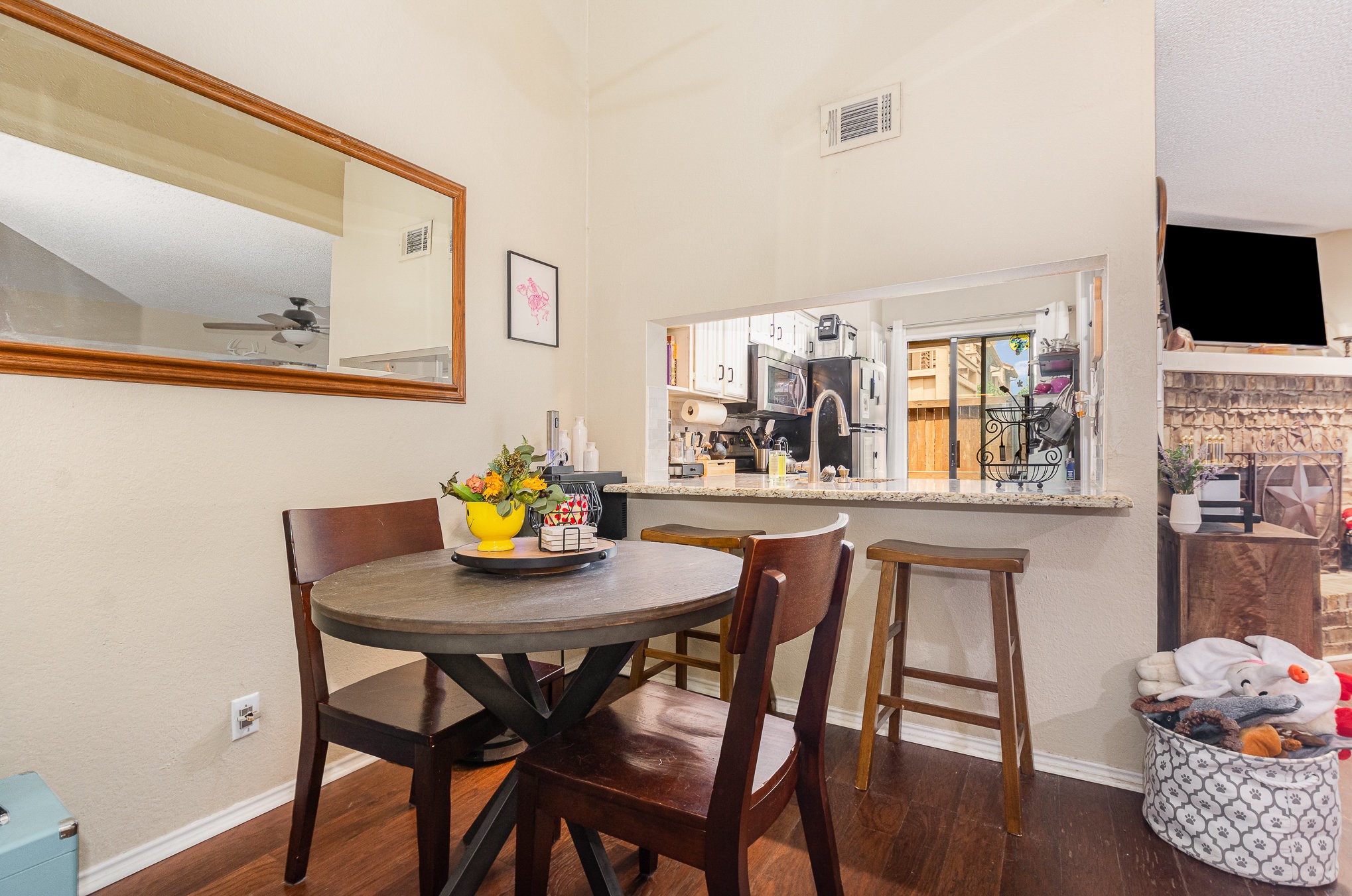 5200 Martel Avenue 35C , Dallas, TX, 75206 | 20914375 | Realty Texas LLC