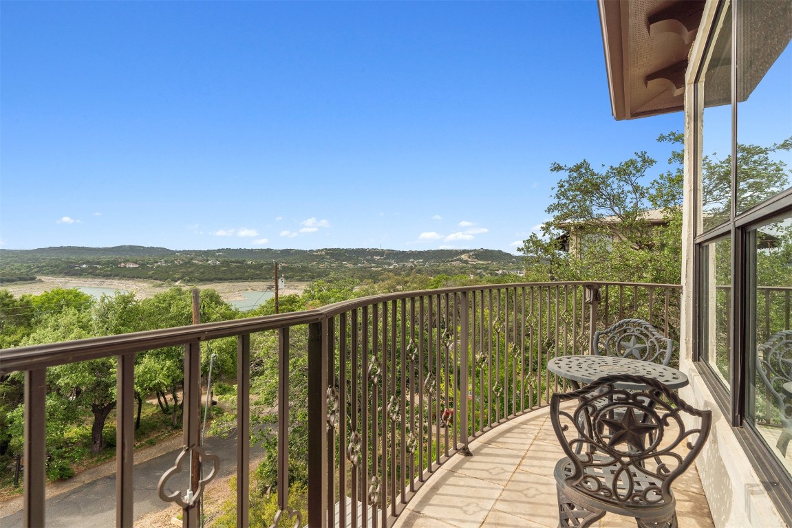 8117 Joy Road , Volente, TX, 78641 | 4060070 | Realty Texas LLC