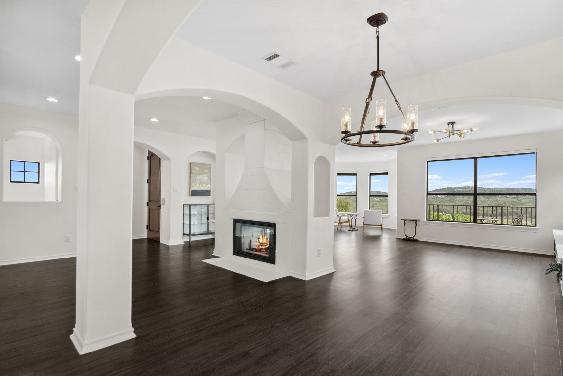 8117 Joy Road , Volente, TX, 78641 | 4060070 | Realty Texas LLC