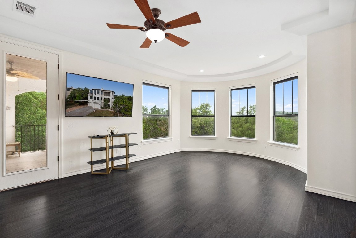 8117 Joy Road , Volente, TX, 78641 | 4060070 | Realty Texas LLC