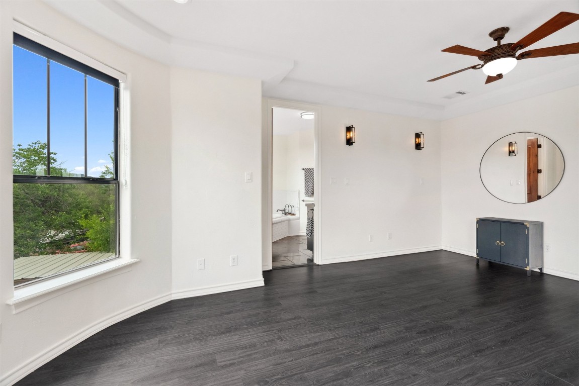 8117 Joy Road , Volente, TX, 78641 | 4060070 | Realty Texas LLC