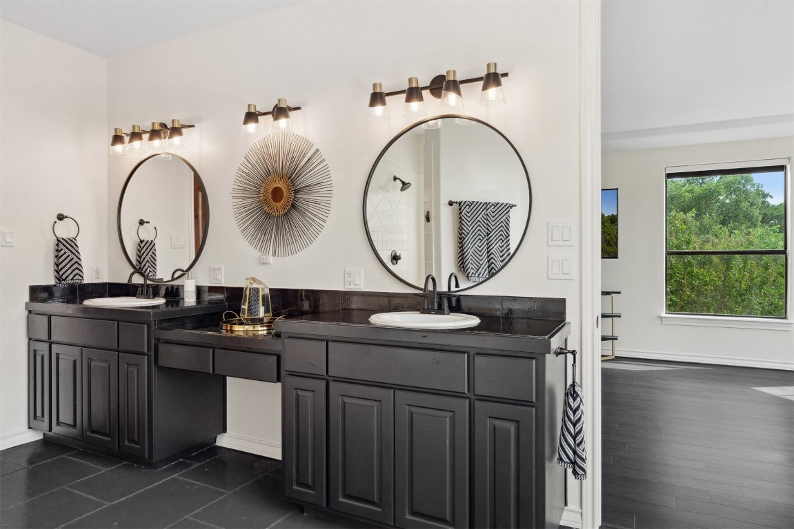 8117 Joy Road , Volente, TX, 78641 | 4060070 | Realty Texas LLC