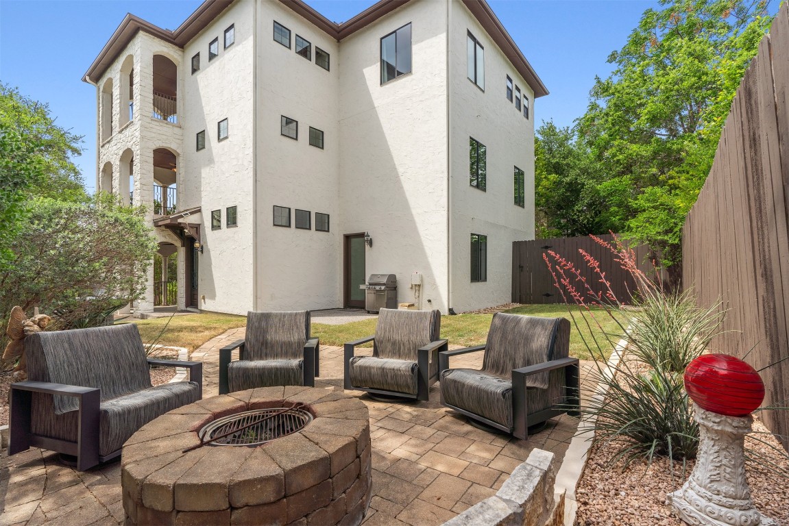 8117 Joy Road , Volente, TX, 78641 | 4060070 | Realty Texas LLC