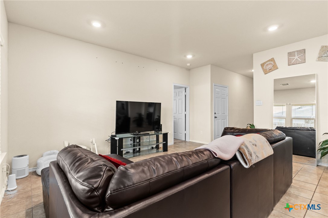 6107 Sally Ride Lane , Killeen, TX, 76543 | 577573 | Realty Texas LLC