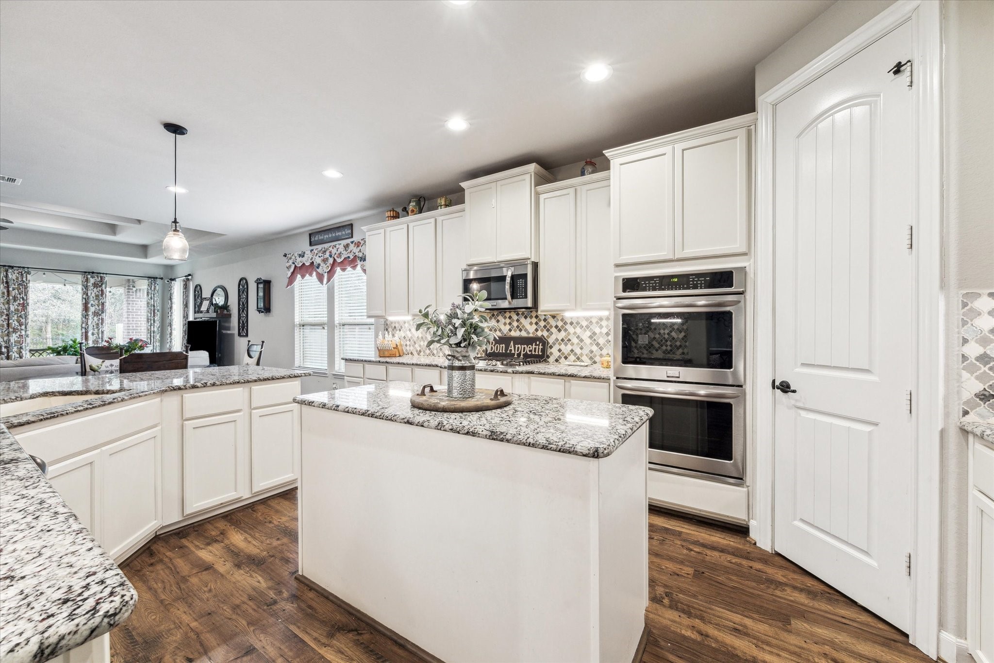 2807 Merlin Lane , Pearland, TX, 77581 | 21742581 | Realty Texas LLC