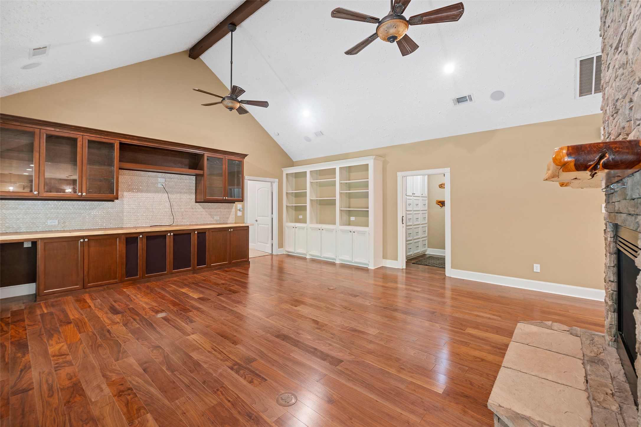 519 Dodge Oakhurst Road , Huntsville, TX, 77320 | 58555864 | Realty Texas LLC