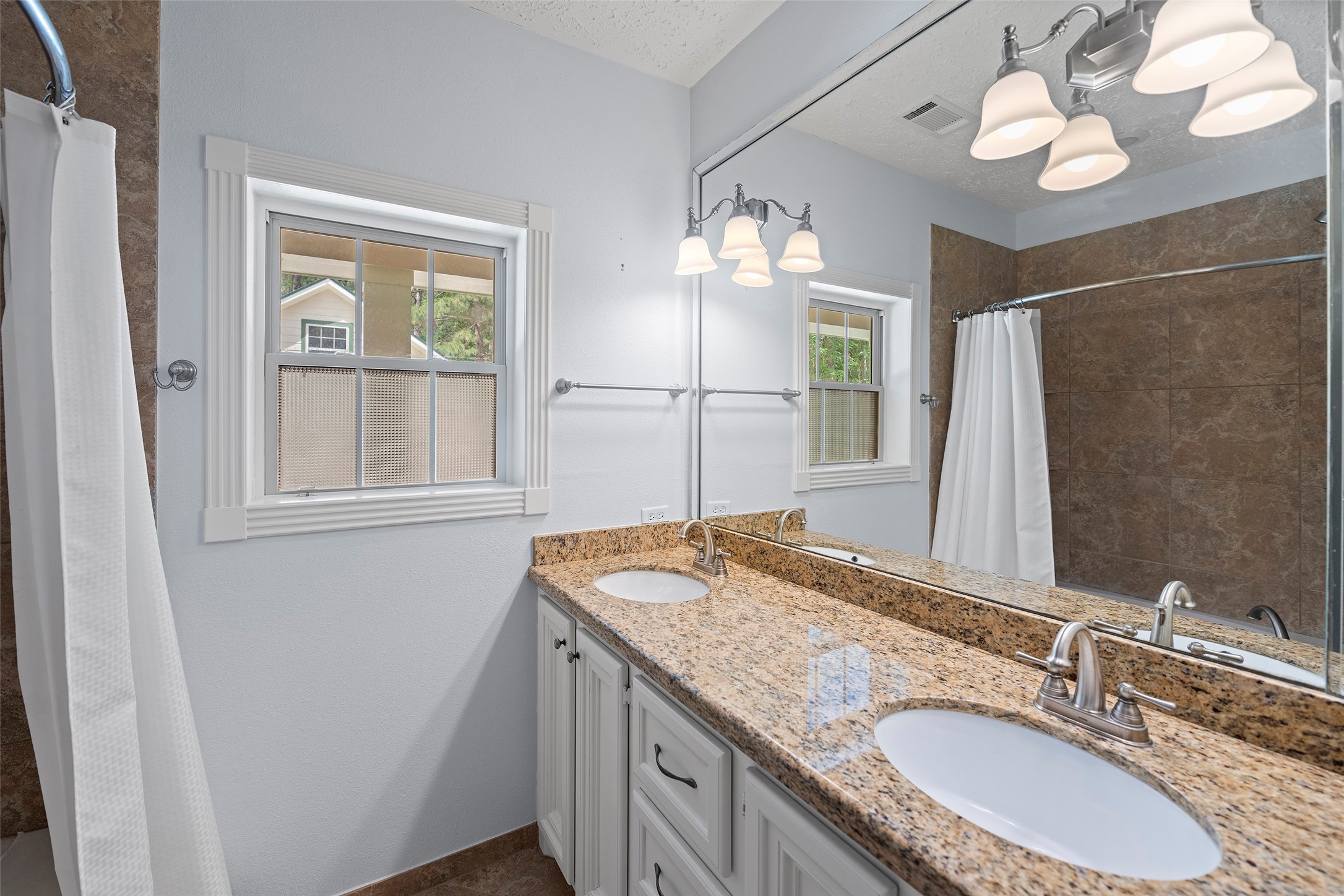 519 Dodge Oakhurst Road , Huntsville, TX, 77320 | 58555864 | Realty Texas LLC