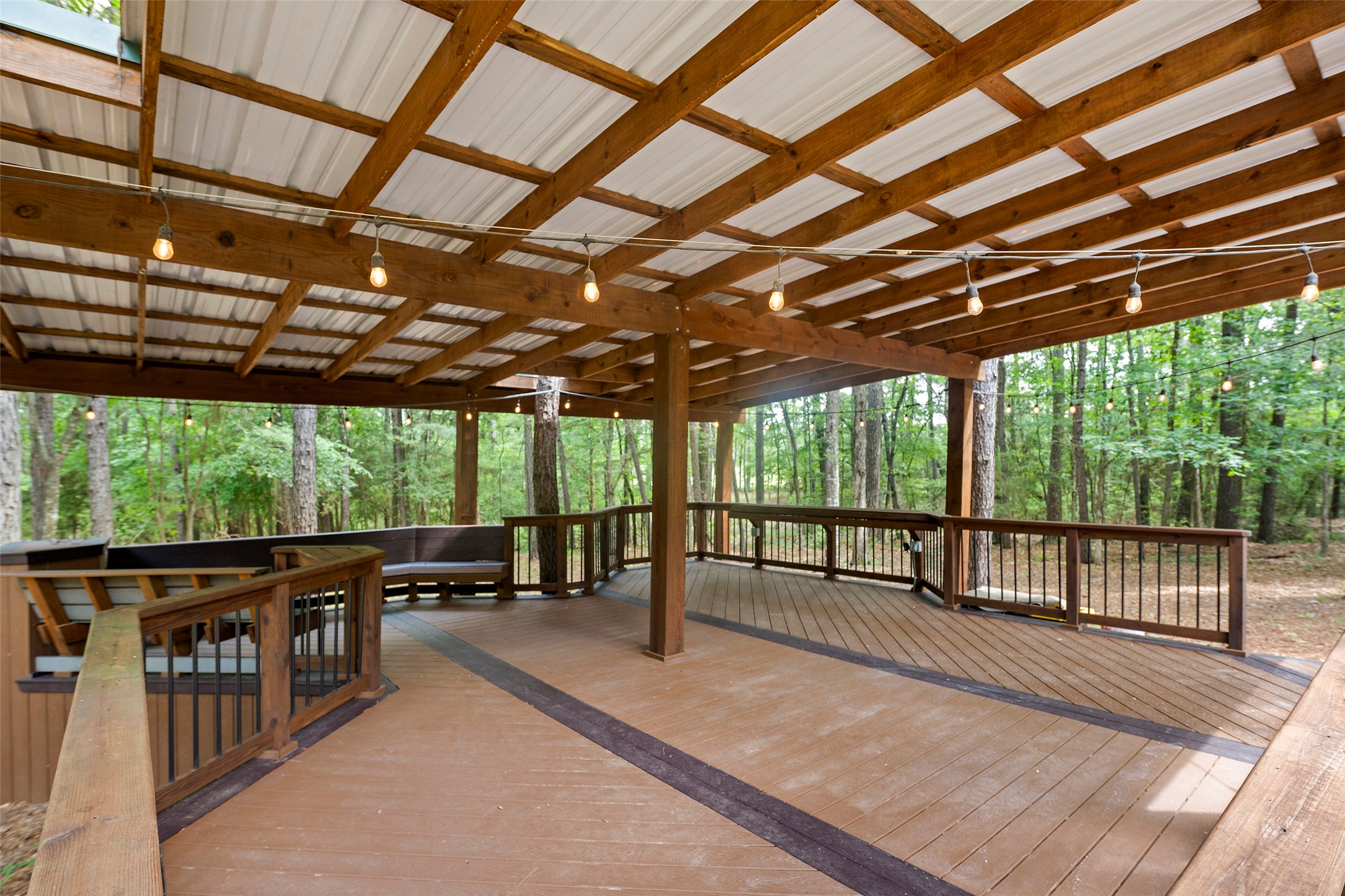 519 Dodge Oakhurst Road , Huntsville, TX, 77320 | 58555864 | Realty Texas LLC