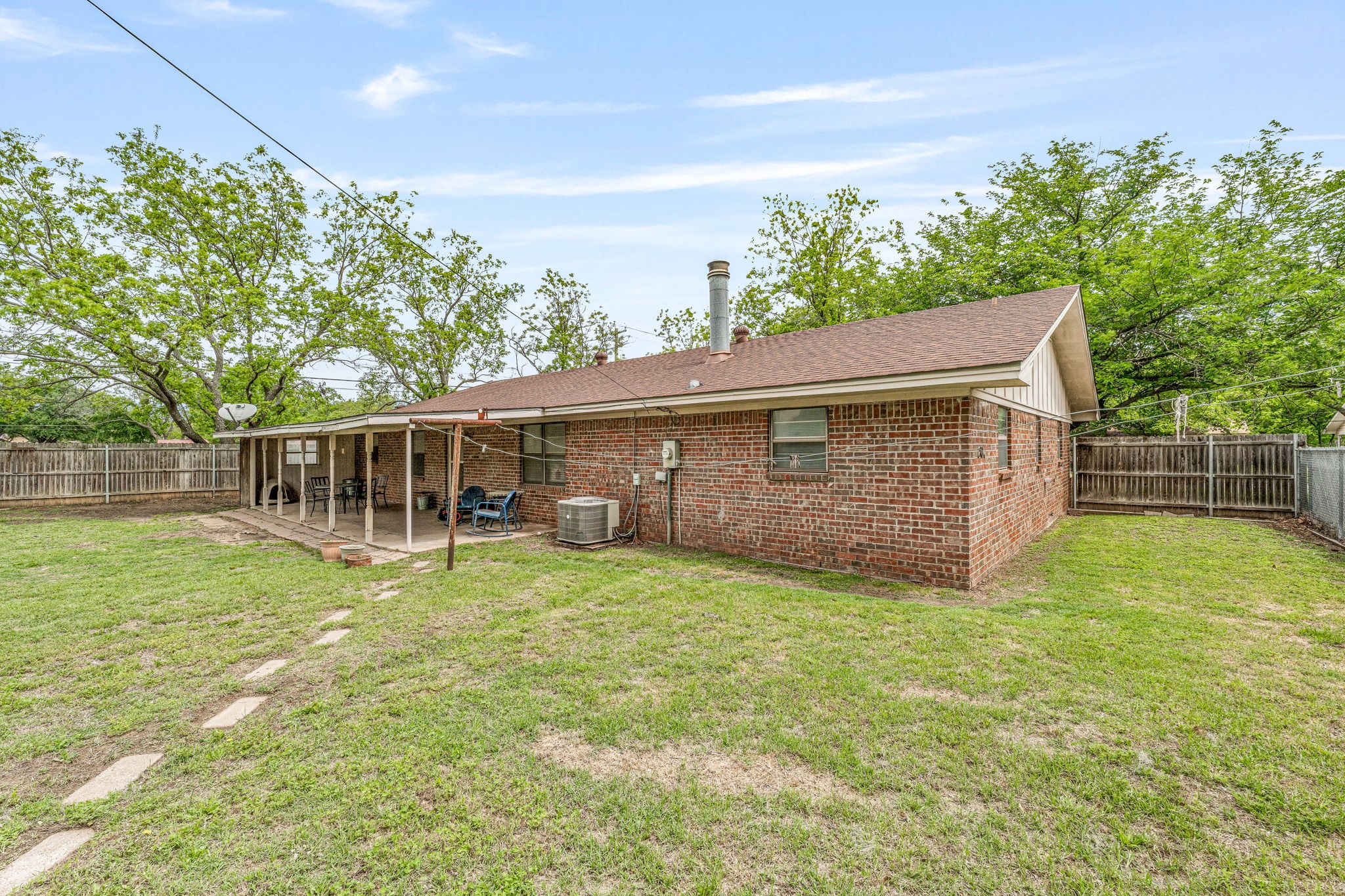 1360 N Lillian Street , Stephenville, TX, 76401 | 20914523 | Realty Texas LLC