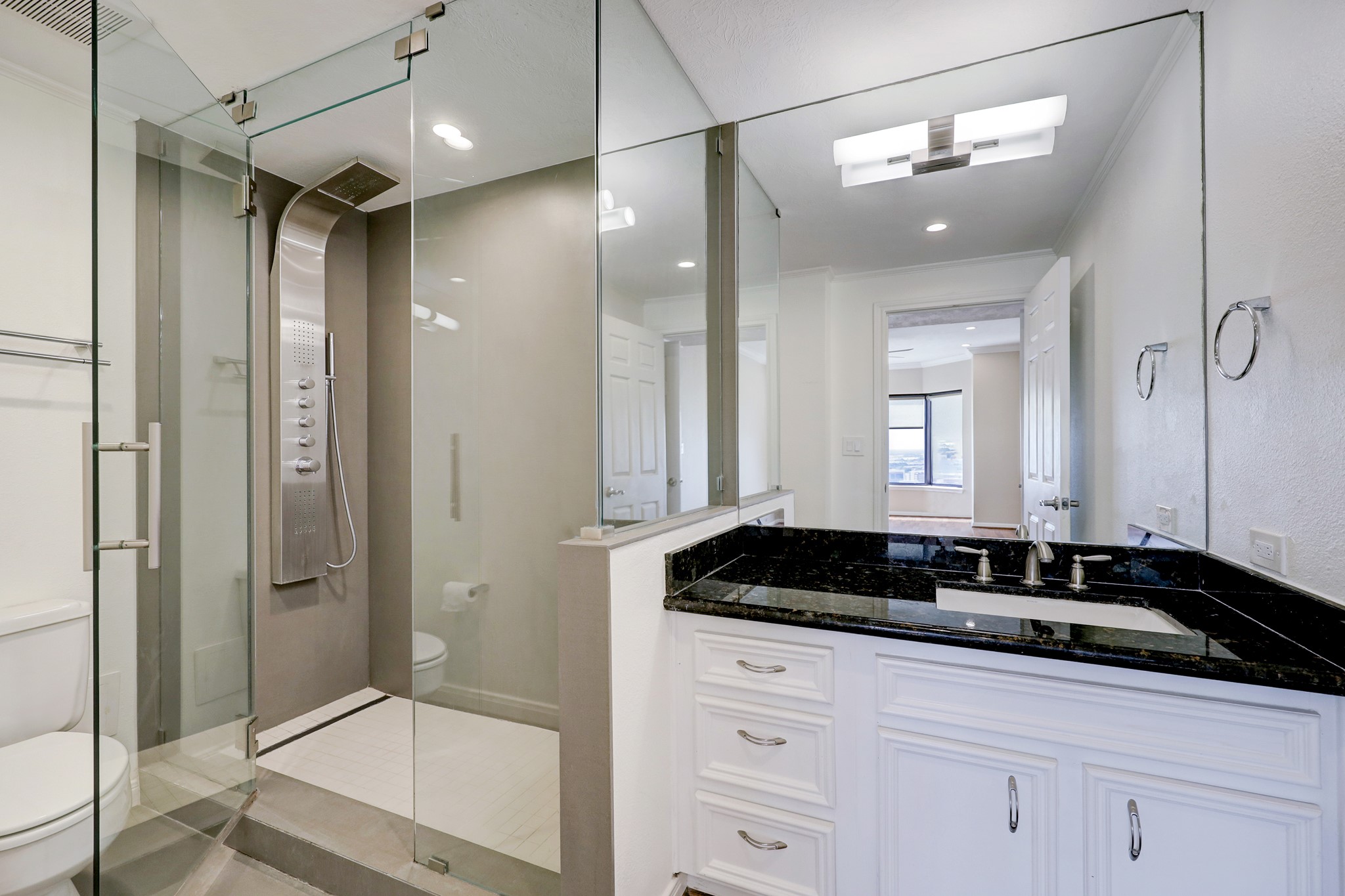 2001 Holcombe Boulevard 3305 , Houston, TX, 77030 | 70631816 | Realty Texas LLC