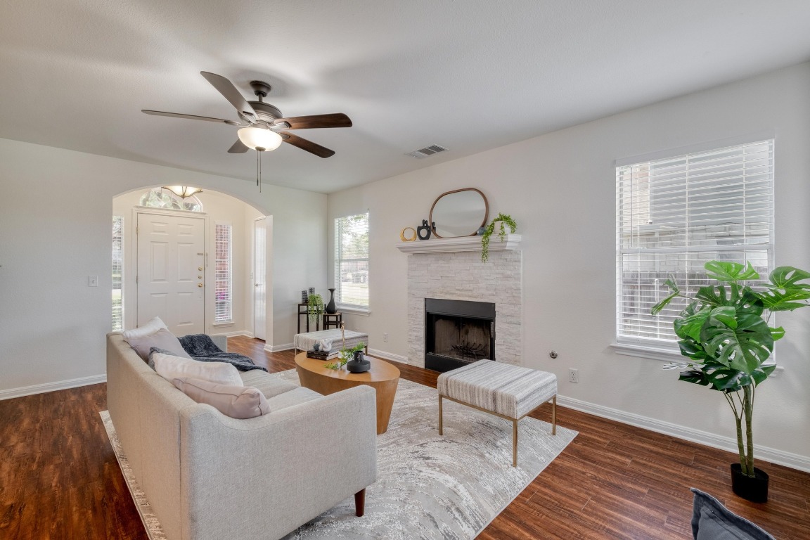 223 Lakemont Drive , Hutto, TX, 78634 | 8569296 | Realty Texas LLC